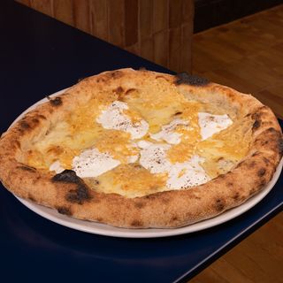 Patate e salsiccia in teglia