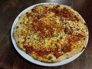 Pizza Bolognese