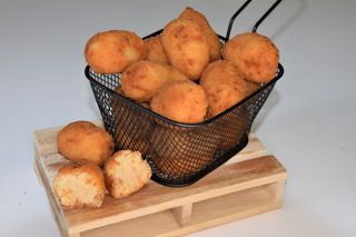 Croquetas Fritas De Merluza Y Gambas (4 Uds.)
