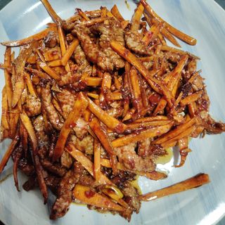 56-Ternera Salteada Picante