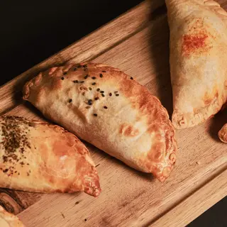 Empanada De Entraña a Cuchillo