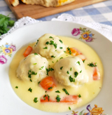 Кюфтета с бял сос