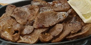 Телешки език в масло (200г)