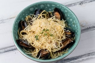 Спагеті з морепродуктами  (350г)