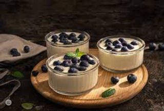 Замразено мляко с мед и орехи (200г)