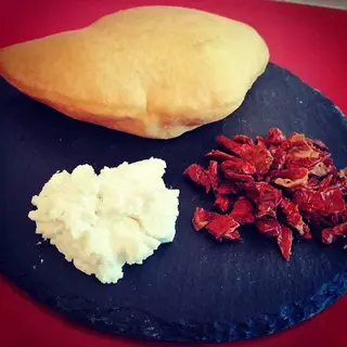 Pomodori Secchi e Ricotta
