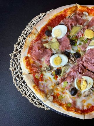 Pizza caprichosa (33 cm.)