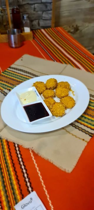 Топено сирене пане (200г)