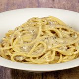 Spaghetti cacio e pepe