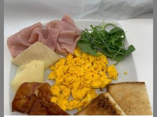 Uova strapazzate e bacon