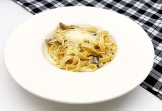  Fettucine Alfredo (Nuovo)