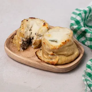 Rosita de berenjena y queso scamorza ahumado ( 1 unidad )