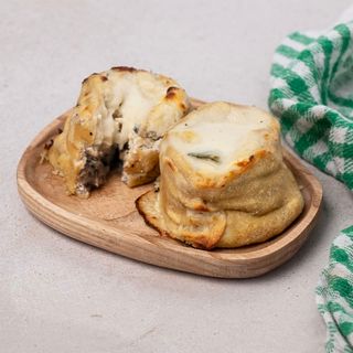 Rosita de berenjena y queso scamorza ahumado ( 1 unidad )