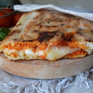 Saltimbocca Hamburger Provola e Peperoni