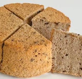 Chiffon cake giuggiole essicate e noci