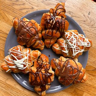 Croissant z nadzieniem