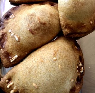 Empanadilla De Carbonara De Masa Escaldada