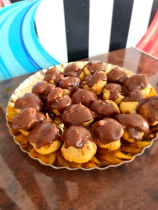 Minieclere cu fondant