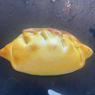 Empanada De Pollo Al Curry