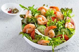 Salada de Camarão