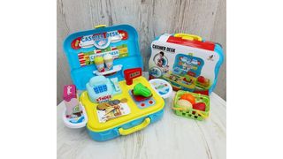 Игровой кассовый набор в чемоданчике 31 деталь