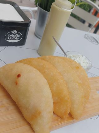 Empanada De York Y Queso (1 Ud.)