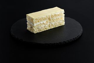 пирожное Молочная девочка