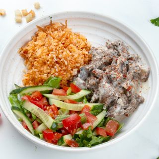 Дана с рисом