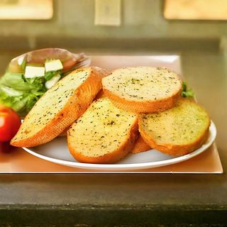 Pieczywo czosnkowe z serem 4szt