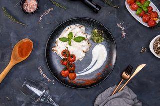 Piept de pui cu sos gogronzola