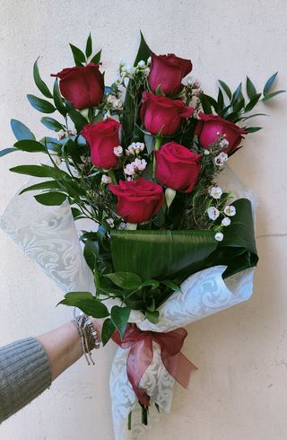 Bouquet 7 Rose Rosse