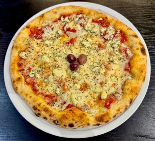 Pizza Quattro Formaggi
