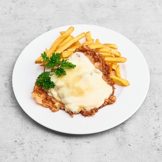 Kotlet Belweder zapiekany z pieczarkami i serem