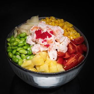 Poke bowl cu creveti