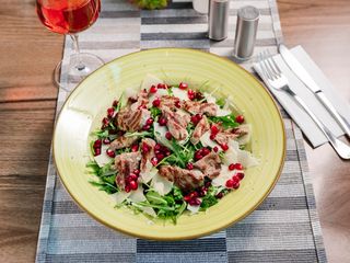 Salata Tutti cu muschi de vita