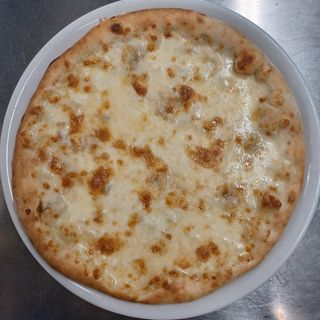 Pizza formaggi