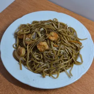 24. Tallarines Fritos Con Gambas