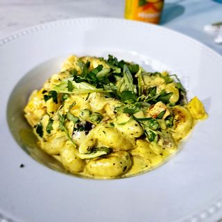 Gnocchi Bacon,  Ervilhas & Natas