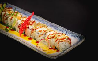 A383 - Uramaki miura mandorle 8 pezzi