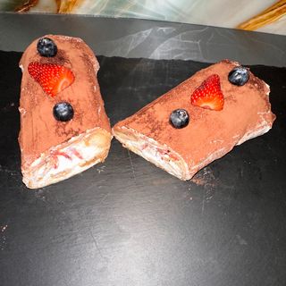 Clatita Tiramisu XL 4 persoane 