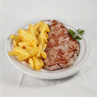 Filete De Ternera Con Patatas (200 G.)
