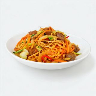 Tallarines Fritos Con Ternera