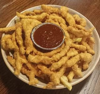 Fingers de pollo con salsa barbacoa 