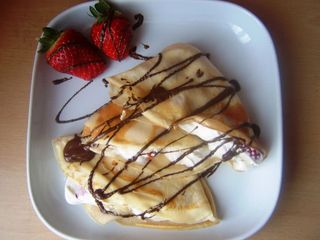 Crepe De Sirope De Chocolate Y Nata (1 Ud.)