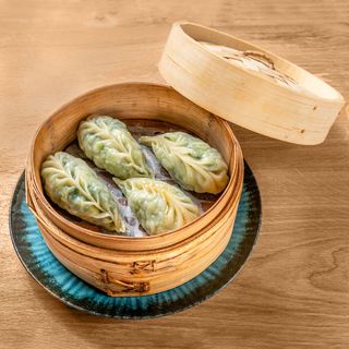 Ravioli al vapore ripieni di verdure - 4 pezzi