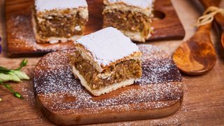 Lenja pita sa jabukom i cimetom posno