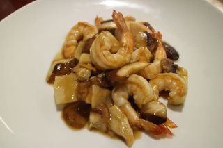 71. Langostinos con salsa picante