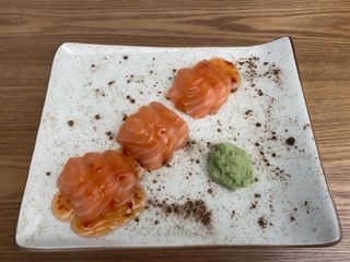 Sashimi de Salmão (9 fatias)