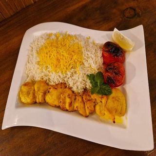 Yuye (جوجه زعفرانی)