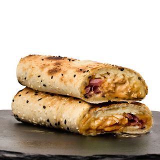 Піцоні з куркою та Чедером (300г)